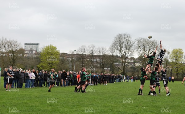 040426 - Caerleon v Gwernyfed RFC, Admiral National League 3 East Presentation - Gwernyfed RFC, in black and white, take on Caerleon having won the Admiral National League 3 East