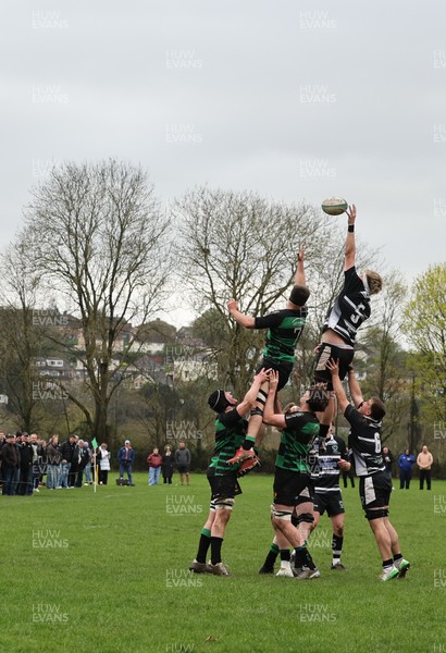 040426 - Caerleon v Gwernyfed RFC, Admiral National League 3 East Presentation - Gwernyfed RFC, in black and white, take on Caerleon having won the Admiral National League 3 East