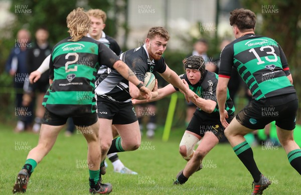 040426 - Caerleon v Gwernyfed RFC, Admiral National League 3 East Presentation - Gwernyfed RFC, in black and white, take on Caerleon having won the Admiral National League 3 East