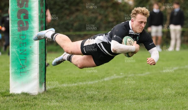 040426 - Caerleon v Gwernyfed RFC, Admiral National League 3 East Presentation - Gethin Davies of Gwernyfed dives in to score try