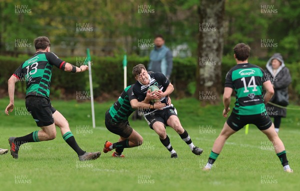 040426 - Caerleon v Gwernyfed RFC, Admiral National League 3 East Presentation - Gwernyfed RFC, in black and white, take on Caerleon having won the Admiral National League 3 East