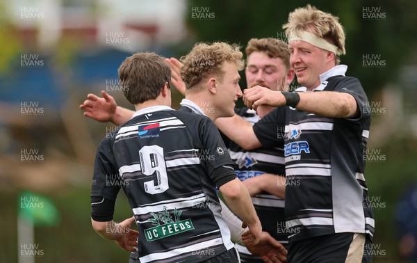 040426 - Caerleon v Gwernyfed RFC, Admiral National League 3 East Presentation - Gwernyfed RFC, in black and white, take on Caerleon having won the Admiral National League 3 East