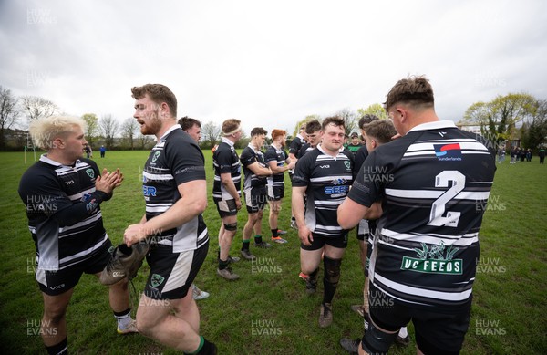 040426 - Caerleon v Gwernyfed RFC, Admiral National League 3 East Presentation - Gwernyfed RFC, in black and white, take on Caerleon having won the Admiral National League 3 East