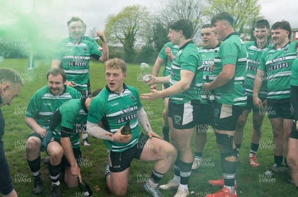 040426 - Caerleon v Gwernyfed RFC, Admiral National League 3 East Presentation - Gwernyfed celebrate after being presented with the  Admiral National League 3 East Trophy