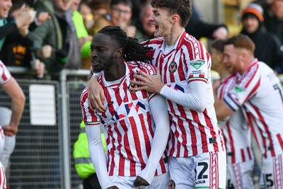 251025 - Harrogate Town v Newport County - Sky Bet League 2 - Cameron Antwi of Newport County celebrates scores a goal