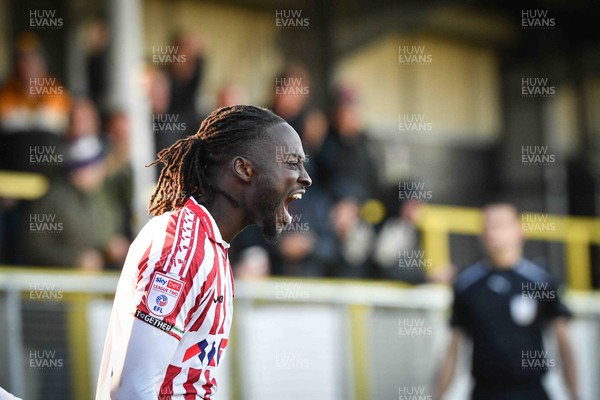 251025 - Harrogate Town v Newport County - Sky Bet League 2 - Cameron Antwi of Newport County celebrates scores a goal