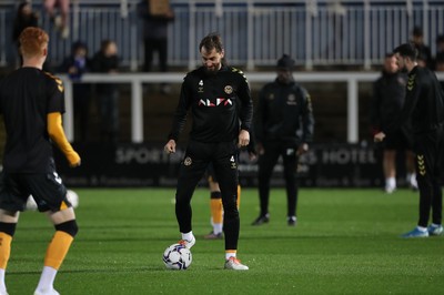 121121 - Hartlepool United v Newport County - EFL SkyBet League 2 - Newport County's Edward Upson warms up