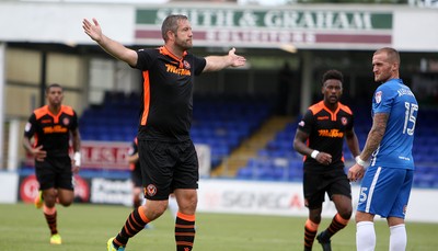 270816 - Hartlepool United vs Newport County - SkyBet League 2 -Jon Parkin goal celebration after scoring Newport's 2nd goal