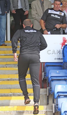 270816 - Hartlepool United vs Newport County - SkyBet League 2 -Newport manager Warren Feeney takes his seat in the stands