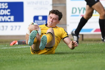 060925 - Hartpury College v Dragons RFC - Preseason Friendly - Niall Armstrong of Dragons scores a try