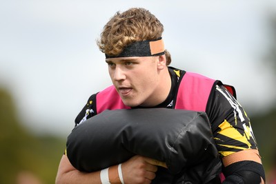 060925 - Hartpury College v Dragons RFC - Preseason Friendly - Sam Scarfe of Dragons