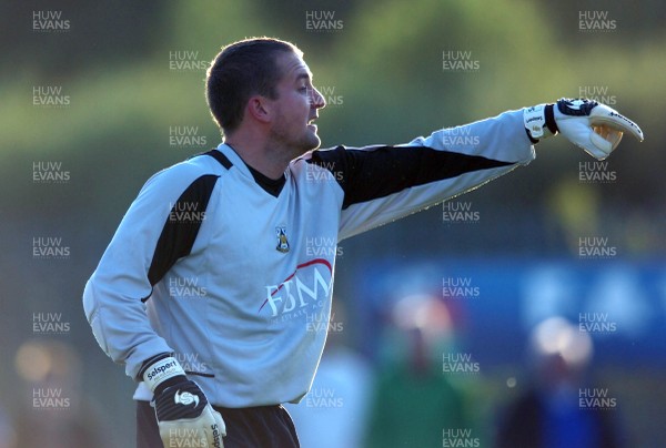 06.08.07 - Haverfordwest County v Cardiff City - Haverfordwest's Lee Kendall  