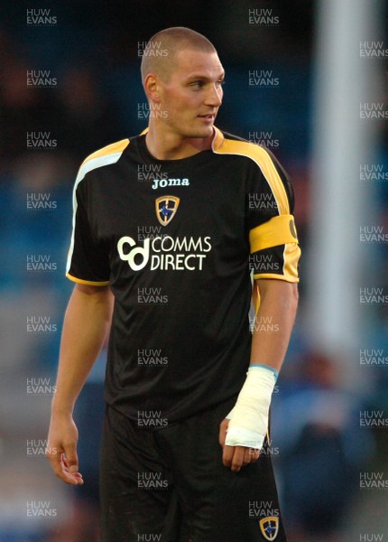 06.08.07 - Haverfordwest County v Cardiff City - Cardiff's Darren Purse in action as he wears a wrist bandage to cover up his wedding ring 