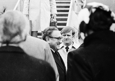 060375 - Dr Henry Kissinger visit to Cardiff for the ceremony to give Jim Callaghan the Freedom of the City  Dr Henry Kissinger meets the reception party at Cardiff Wales Airport