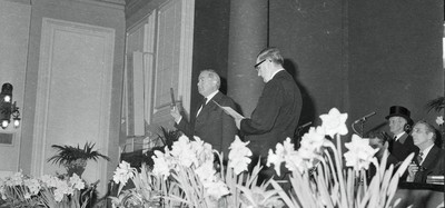 060375 - Dr Henry Kissinger visit to Cardiff for the ceremony to give Jim Callaghan the Freedom of the City  The ceremony giving the Freedom of the City of Cardiff to Foreign Secretary Jim Callaghan The ceremony was in Cardiff City Hall