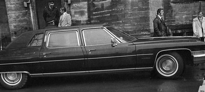 060375 - Dr Henry Kissinger visit to Cardiff for the ceremony to give Jim Callaghan the Freedom of the City  US Secretary of State Dr Henry Kissinger's car parked at Cardiff Castle 