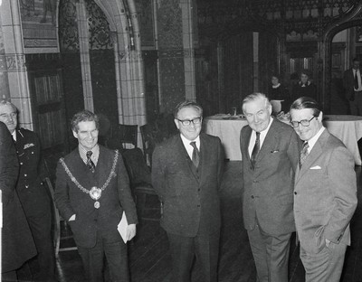 060375 - Dr Henry Kissinger visit to Cardiff for the ceremony to give Jim Callaghan the Freedom of the City  L-rLord Mayor of Cardiff Albert Hush, US Secretary of State Dr Henry Kissinger,Foreign Secretary Jim Callaghan and US Ambassador Elliot Richardson at Cardiff Castle