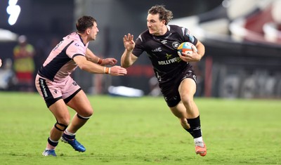 270326 - Hollywoodbets Sharks v Cardiff Rugby, United Rugby Championship - Le Roux Malan of Hollywoodbets Sharks