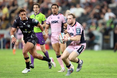 270326 - Hollywoodbets Sharks v Cardiff Rugby, United Rugby Championship - Ioan Lloyd of Cardiff 