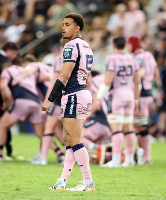 270326 - Hollywoodbets Sharks v Cardiff Rugby, United Rugby Championship - Ben Thomas of Cardiff 
