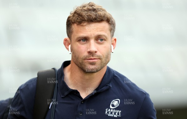 270326 - Hollywoodbets Sharks v Cardiff Rugby, United Rugby Championship - Leigh Halfpenny of Cardiff arrives