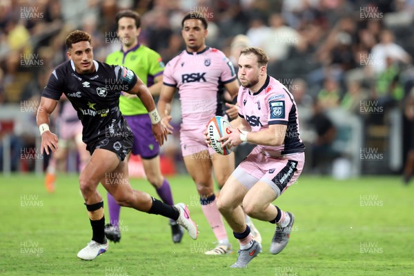 270326 - Hollywoodbets Sharks v Cardiff Rugby, United Rugby Championship - Ioan Lloyd of Cardiff 