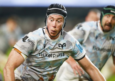 090525 - Hollywoodbets Sharks v Ospreys - United Rugby Championship - Adam Beard of the Ospreys