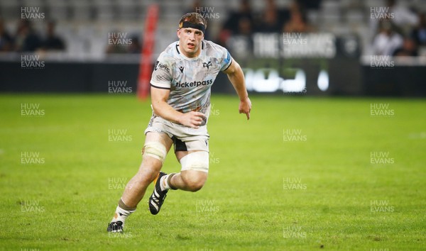 090525 - Hollywoodbets Sharks v Ospreys - United Rugby Championship - Morgan Morse of the Ospreys