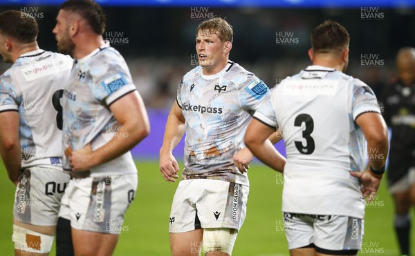090525 - Hollywoodbets Sharks v Ospreys - United Rugby Championship - Jac Morgan (CAPT) of the Ospreys 