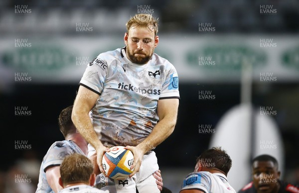 090525 - Hollywoodbets Sharks v Ospreys - United Rugby Championship - Will Griffiths of the Ospreys
