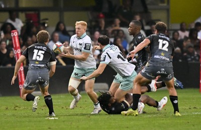 260926 - Hollywoodbets Sharks v Ospreys - United Rugby Championship - Iestyn Hopkins of Ospreys is challenged by Luan Giliomee of The Sharks 