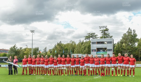 Hong Kong v Wales - 2017 Women's Rugby World Cup Pool A - The Wales team line up for the anthems