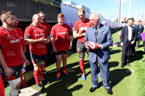 231019 - Wales Rugby Training - HRH Prince of Wales meets (L-R) Wyn Jones, Tomas Francis, Ken Owens, Jake Ball, Rhys Carre and Alun Wyn Jones during Wales training