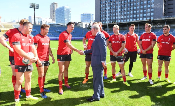 231019 - Wales Rugby Training - HRH Prince of Wales meets Owen Watkin during Wales training
