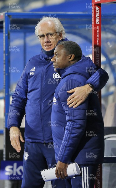 050321 - Huddersfield Town v Cardiff City - Sky Bet Championship - Manager Mick McCarthy of Cardiff hugs assistant before the start of the match