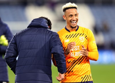 140426 - Huddersfield Town v Cardiff City - Sky Bet League 1 - Callum Robinson of Cardiff and Manager Brian Barry-Murphy of Cardiff