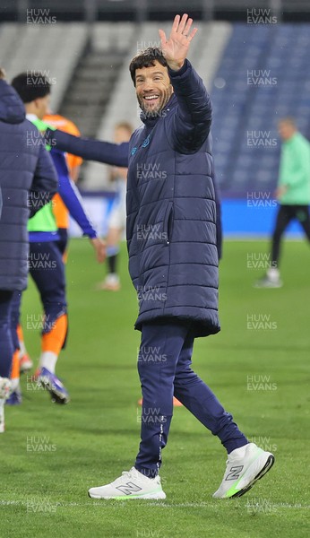140426 - Huddersfield Town v Cardiff City - Sky Bet League 1 - Manager Brian Barry-Murphy of Cardiff salutes the travelling fans
