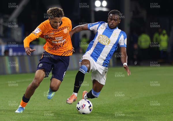 140426 - Huddersfield Town v Cardiff City - Sky Bet League 1 - Omari Kellyman of Cardiff and Bali Mumba of Huddersfield