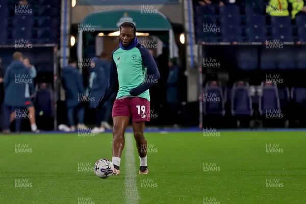 241022 - Huddersfield Town v Cardiff City - Sky Bet Championship - Romaine Sawyers of Cardiff warms up 