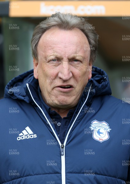 280418 - Hull City v Cardiff City - SkyBet Championship - Cardiff Manager Neil Warnock