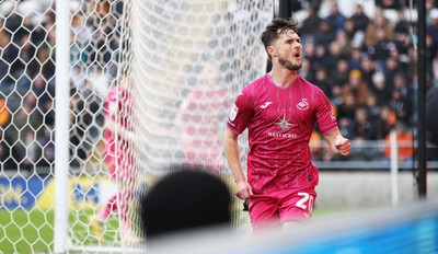 100224 - Hull City v Swansea City - Sky Bet Championship - Liam Cullen  of Swansea celebrates scoring the 1st goal from a long shot