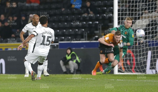 140220 - Hull City v Swansea City - Sky Bet Championship -  Wayne Routledge of Swansea scores in the 12th minute of 1st half