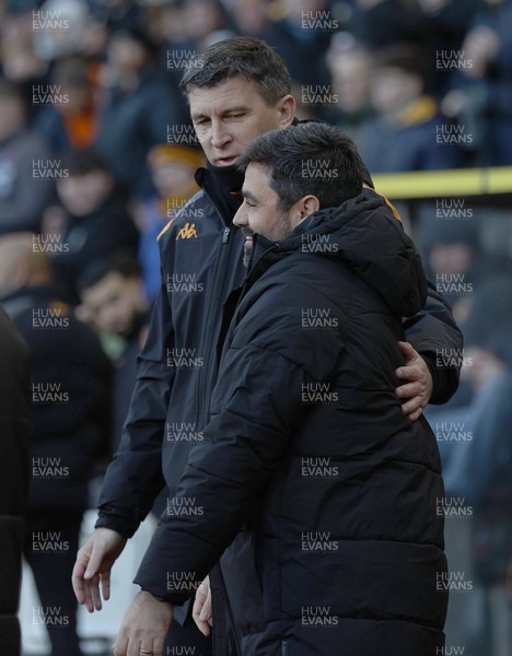 240126 - Hull City v Swansea City - Sky Bet Championship - Swansea manager Vitor Matos and Manager Sergej Jakirovic of Hull AFC  at the start of the match