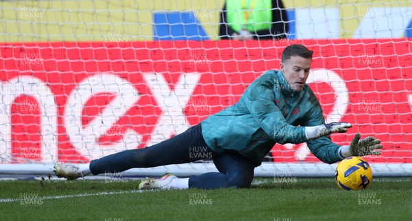 240126 - Hull City v Swansea City - Sky Bet Championship - Goalkeeper Paul Farman of Swansea