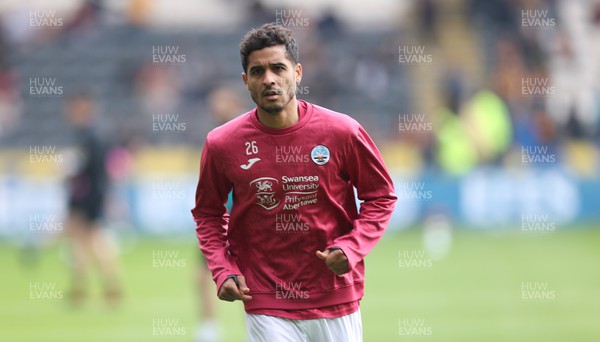 290423 - Hull City v Swansea City - Sky Bet Championship - Warm up before the match Kyle Naughton of Swansea