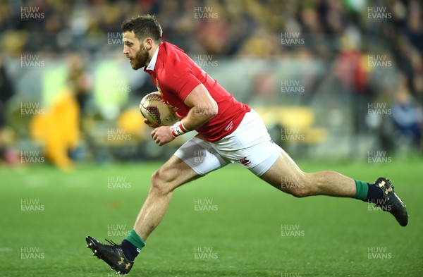 270617 - Hurricanes v British & Irish Lions - Tommy Seymour of British & Irish Lions runs in to score try