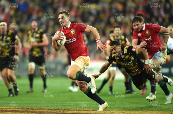 270617 - Hurricanes v British & Irish Lions - George North of British & Irish Lions runs in to score try