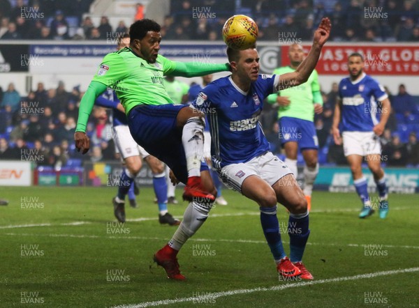 210218 - Ipswich Town v Cardiff City, Sky Bet Championship - Nathaniel Mendez Laing of Cardiff City looks to win the ball from Jonas Knudsen of Ipswich Town