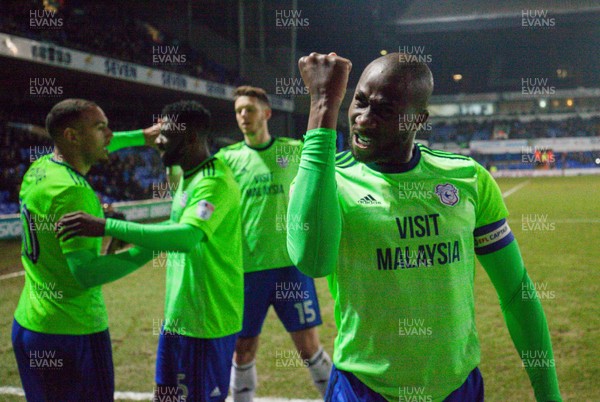210218 - Ipswich Town v Cardiff City, Sky Bet Championship - Sol Bamba of Cardiff City celebrates in front of the travelling fans after Kenneth Zohore of Cardiff City scores goal