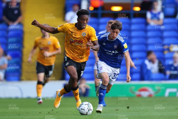 100821 - Ipswich Town v Newport County - Carabao Cup - Timmy Abraham of Newport County is under pressure from Cameron Humphreys of Ipswich Town